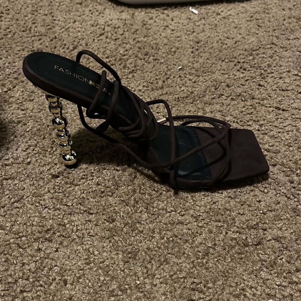 Fashion Nova Size 10 heels